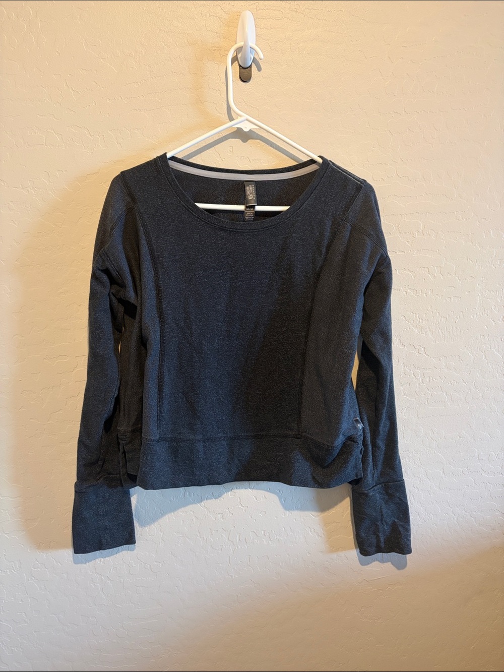Mountain Hardwear Women's Crewneck Pullover Sweatshirt - Dark Charcoal